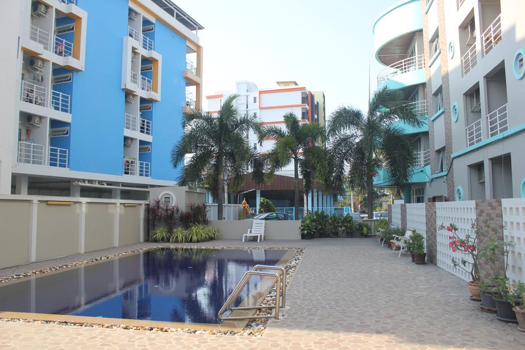 Lomsabai Apartments Bangsaen Exterior foto